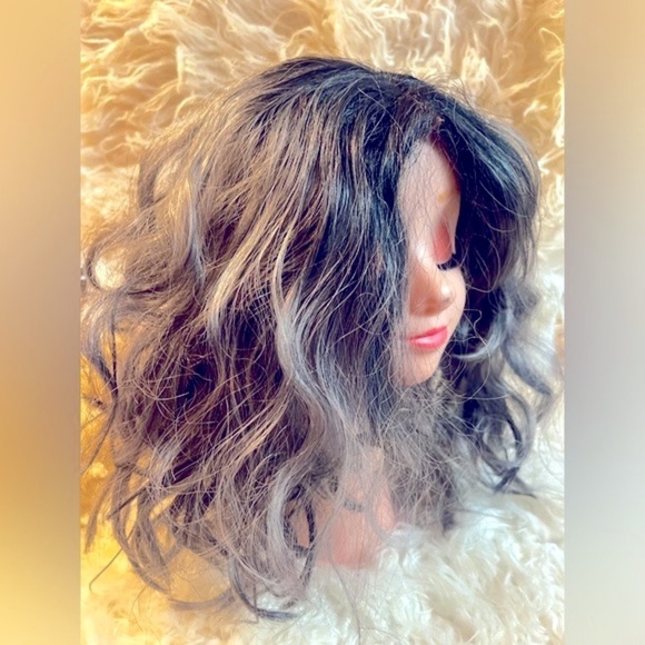 Sepia Short Wavy Salt and Pepper Bob Wig - Curly Full Cap - Picture 3 of 8